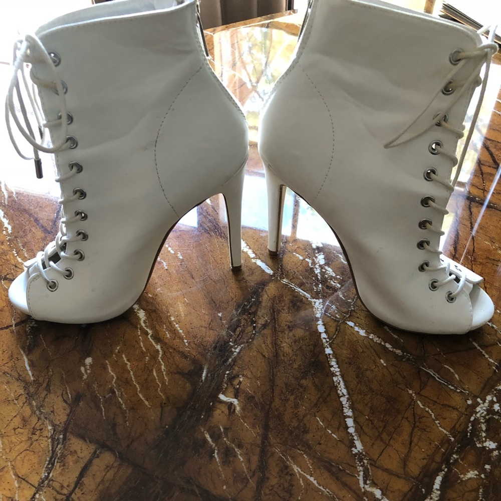 🔥White lace up heels🔥👠